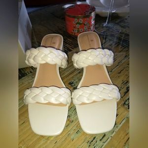 Bandolino sandals